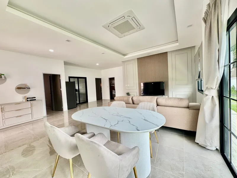 4-Bedroom Family Home for Rent, Thalang, Pet-Friendly - Thalang, Phuket - Main photo