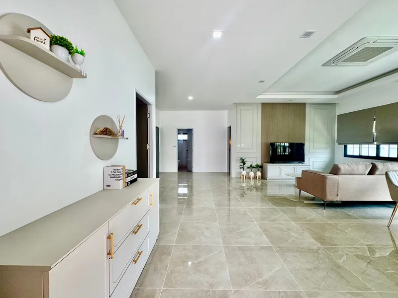 4-Bedroom Family Home for Rent, Thalang, Pet-Friendly - Thalang, Phuket - Main photo
