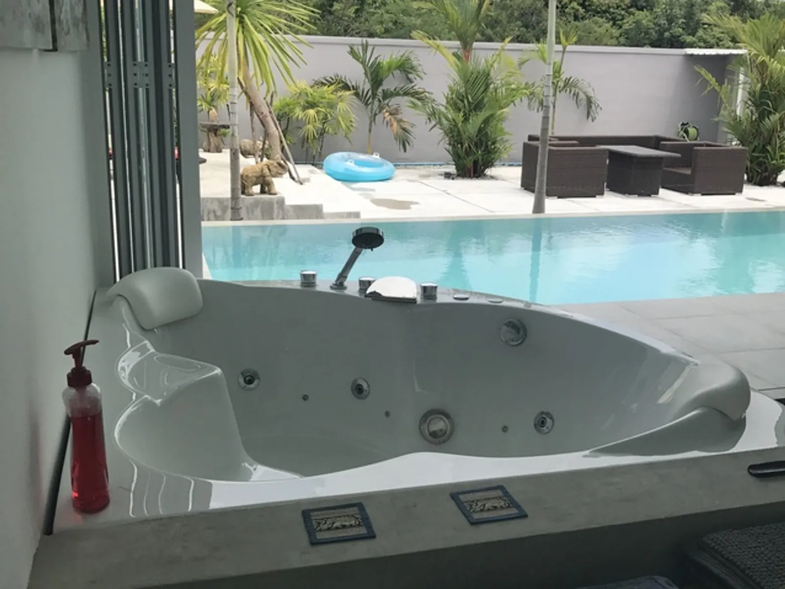 3-Bedroom Pool Villa with Jacuzzi for Sale, Thalang, Freehold - Thalang, Phuket - Photo 16