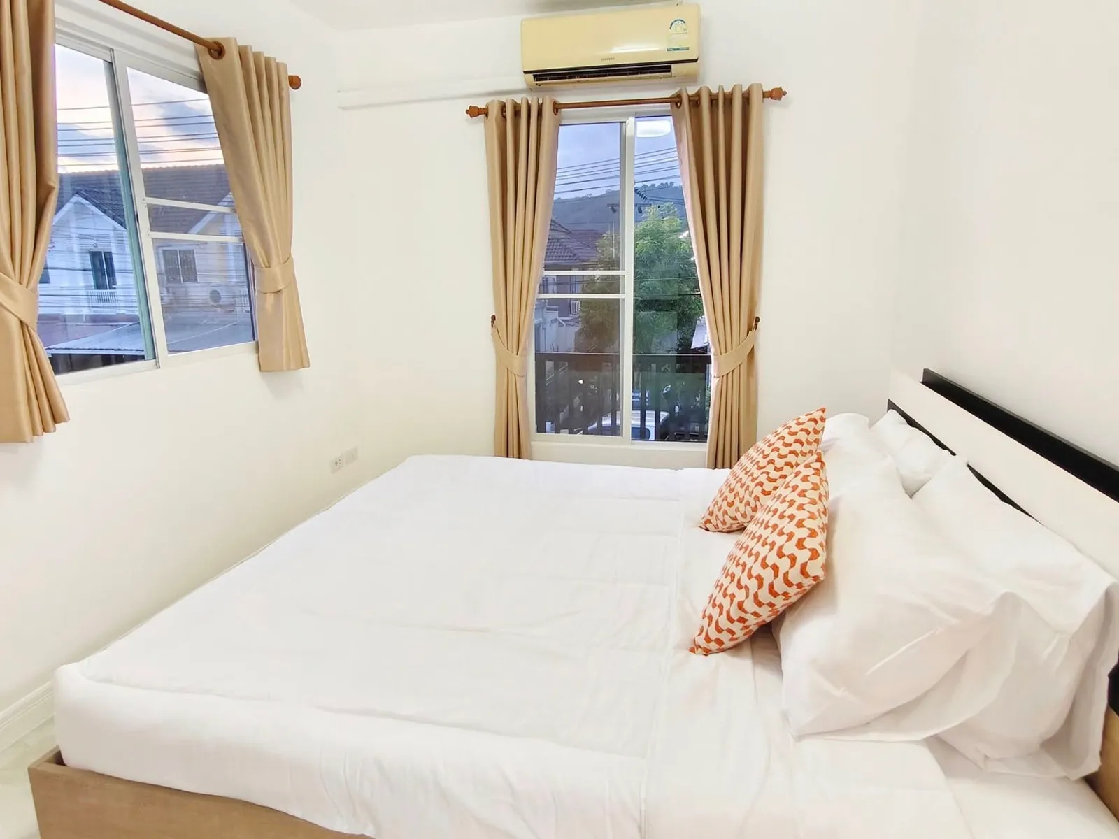 2-Bedroom Corner House for Rent, Phuket Town, Near IKEA and Lotus - Phuket Town, Phuket - Photo 10