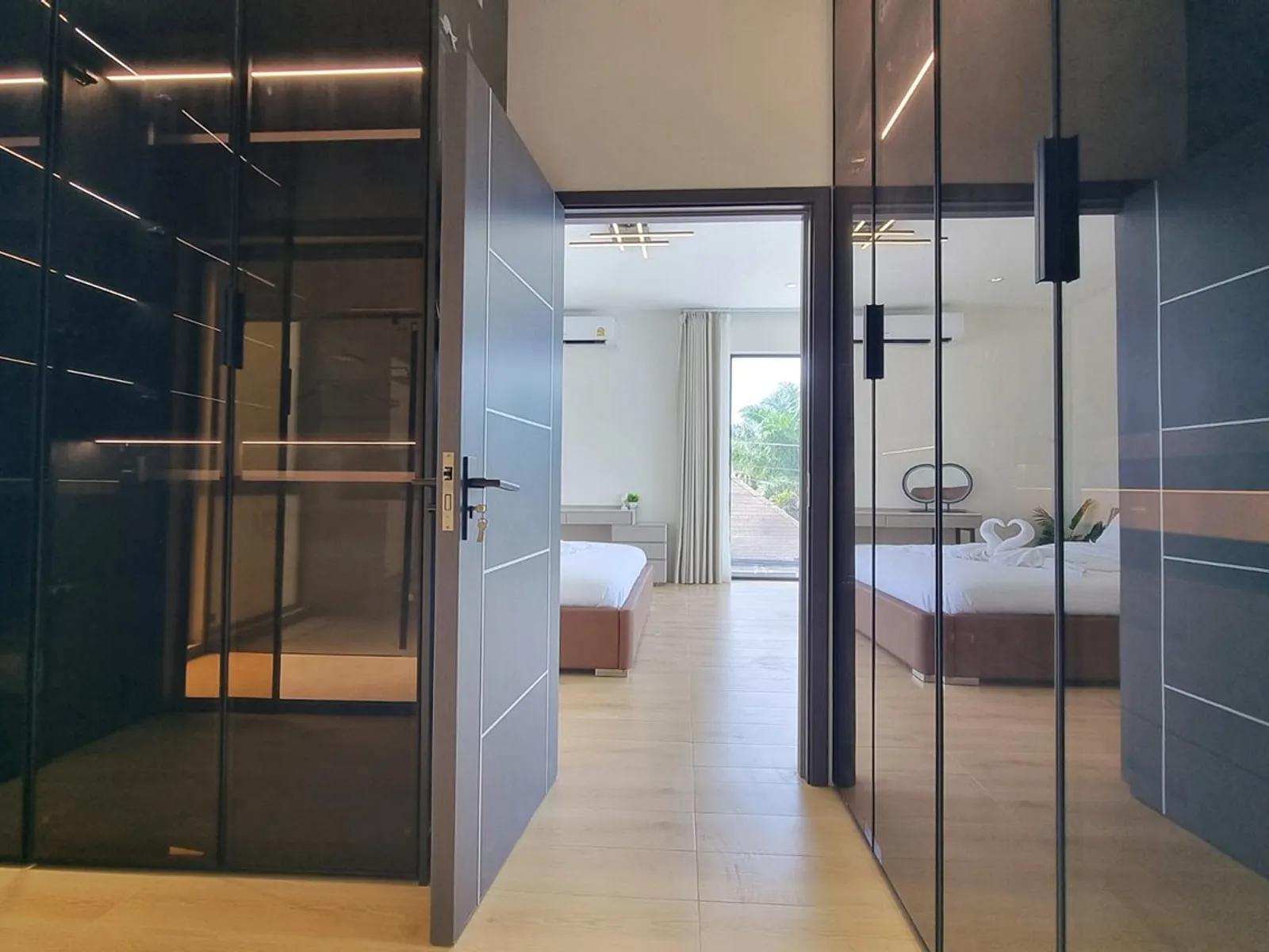 4-Bedroom Pool Villa for Rent, Nai Harn, 5 Min to Beach - Nai Harn, Phuket - Photo 27