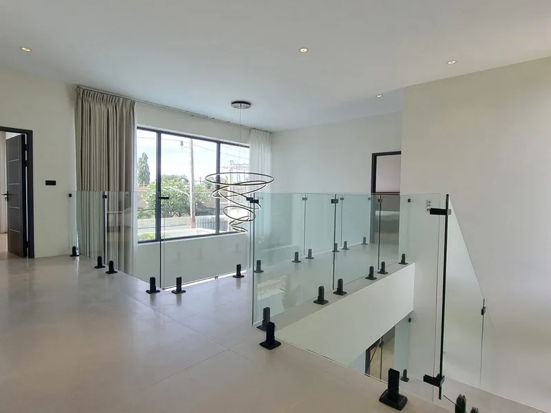4-Bedroom Pool Villa for Rent, Nai Harn, 5 Min to Beach - Nai Harn, Phuket - Main photo
