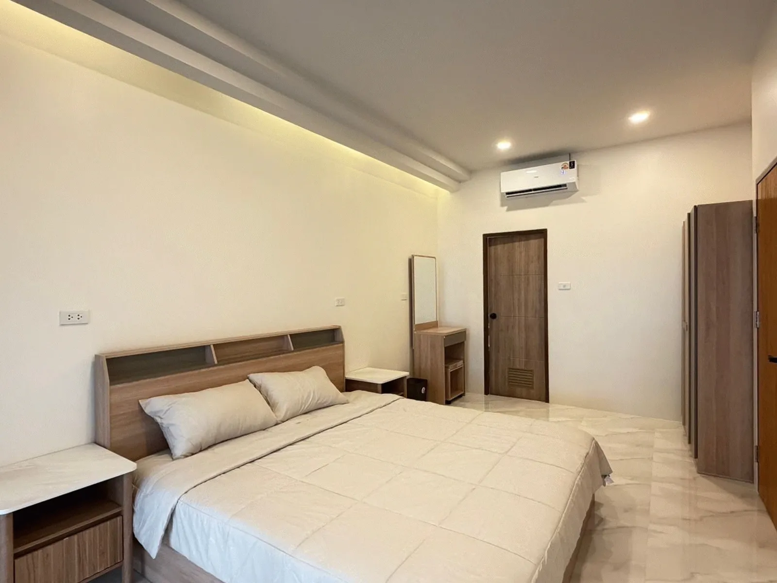 查龙全新三房泳池别墅出租 - Chalong, Phuket - 图片 11