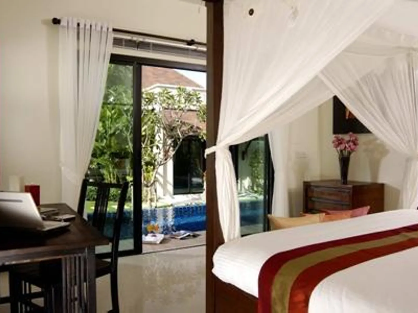 2-Bedroom Pool Villa with Jacuzzi for Rent, Layan - Layan, Phuket - Photo 3