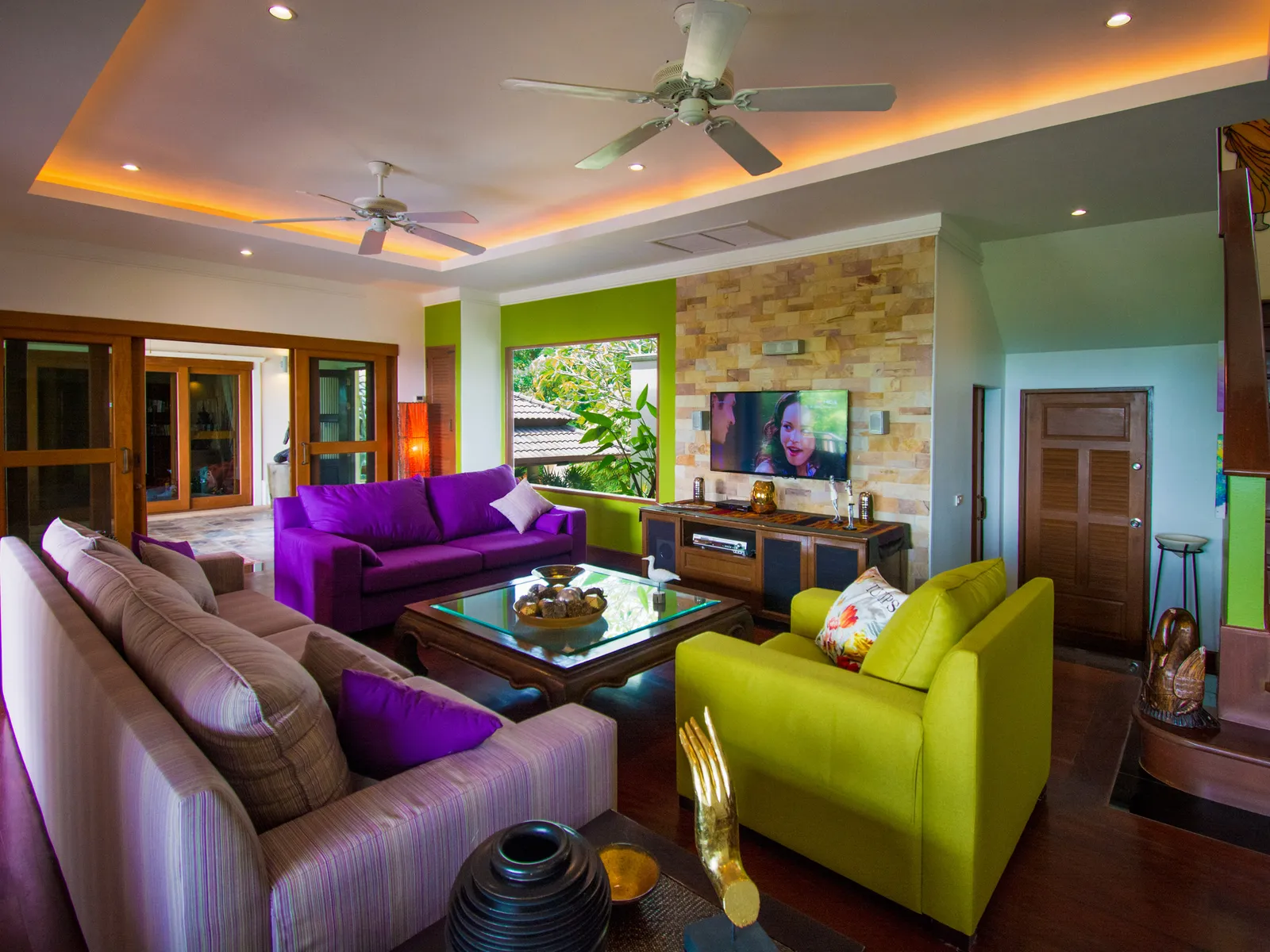 Lakewood Hills, 6-Bedroom Sea View Pool Villa for Sale, Layan, Freehold - Layan, Phuket - Photo 24