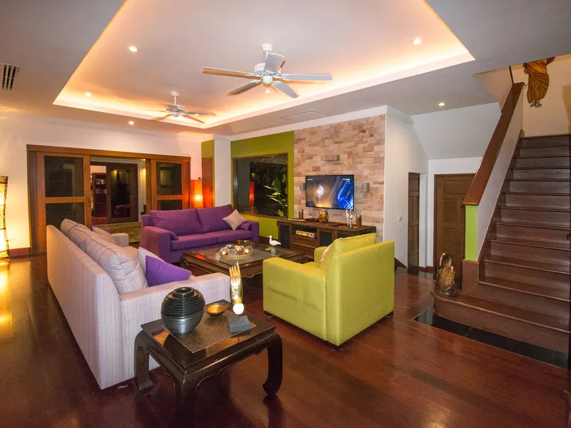 Lakewood Hills, 6-Bedroom Sea View Pool Villa for Sale, Layan, Freehold - Layan, Phuket - Main photo