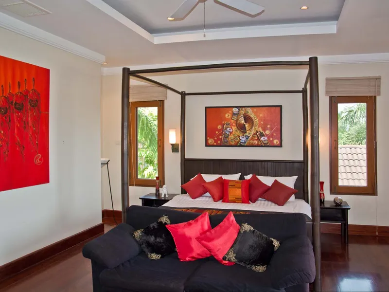Lakewood Hills, 6-Bedroom Sea View Pool Villa for Sale, Layan, Freehold - Layan, Phuket - Main photo