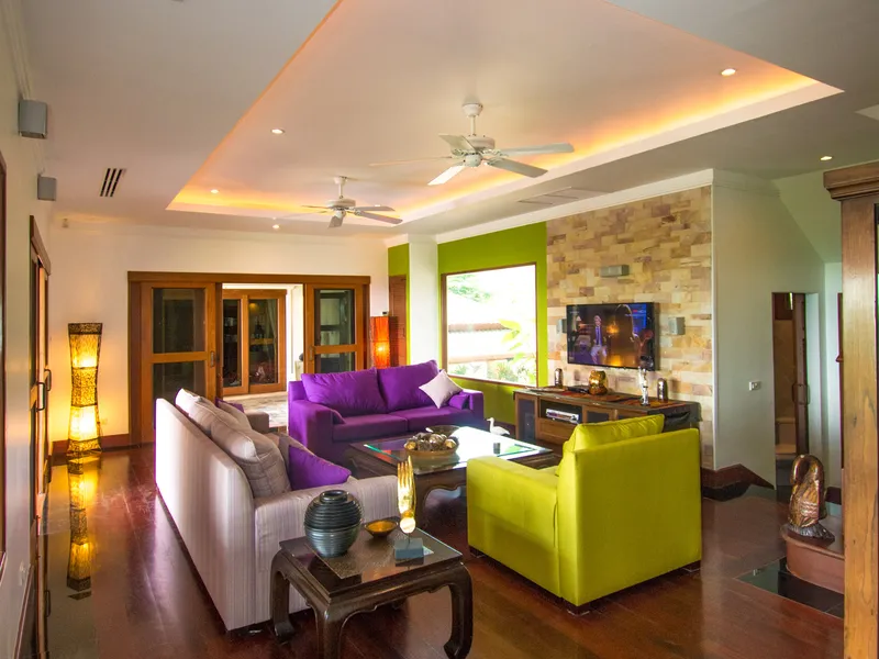 Lakewood Hills, 6-Bedroom Sea View Pool Villa for Sale, Layan, Freehold - Layan, Phuket - Main photo