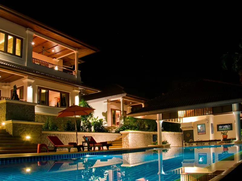 Lakewood Hills, 6-Bedroom Sea View Pool Villa for Sale, Layan, Freehold - Layan, Phuket - Main photo