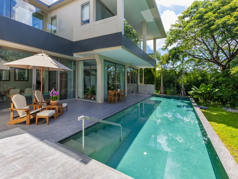 5-Bedroom Luxury Pool Villa for Sale, Cherng Talay, Freehold - Cherng Talay, Phuket - Main photo