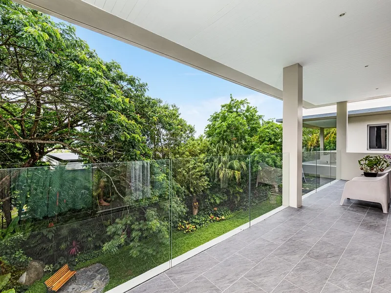 5-Bedroom Luxury Pool Villa for Sale, Cherng Talay, Freehold - Cherng Talay, Phuket - Main photo