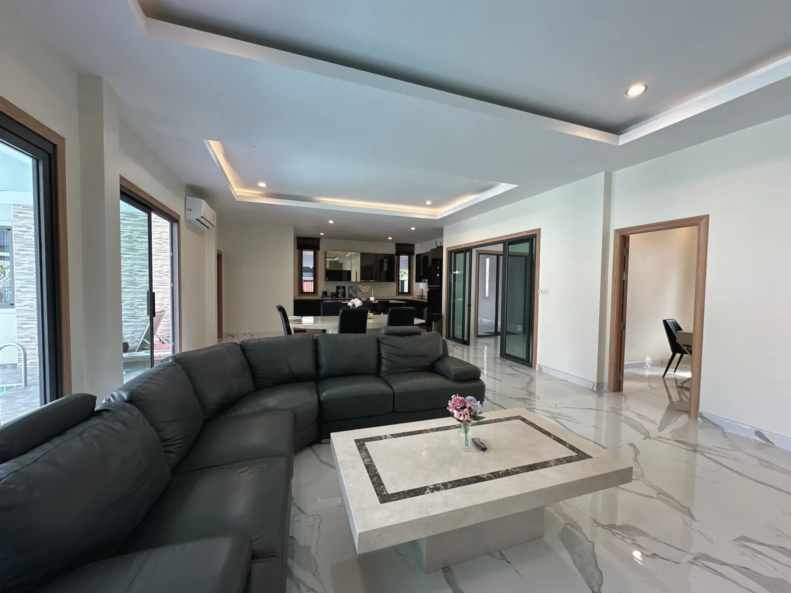 4-Bedroom Modern Pool Villa for Rent, Rawai - Rawai, Phuket - Photo 14