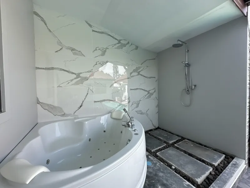 4-Bedroom Modern Pool Villa for Rent, Rawai - Rawai, Phuket - Main photo