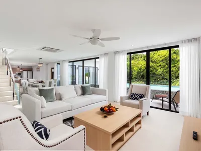 4-Bedroom Sea View Pool Villa for Sale, Layan, Freehold - Layan, Phuket - Photo 9