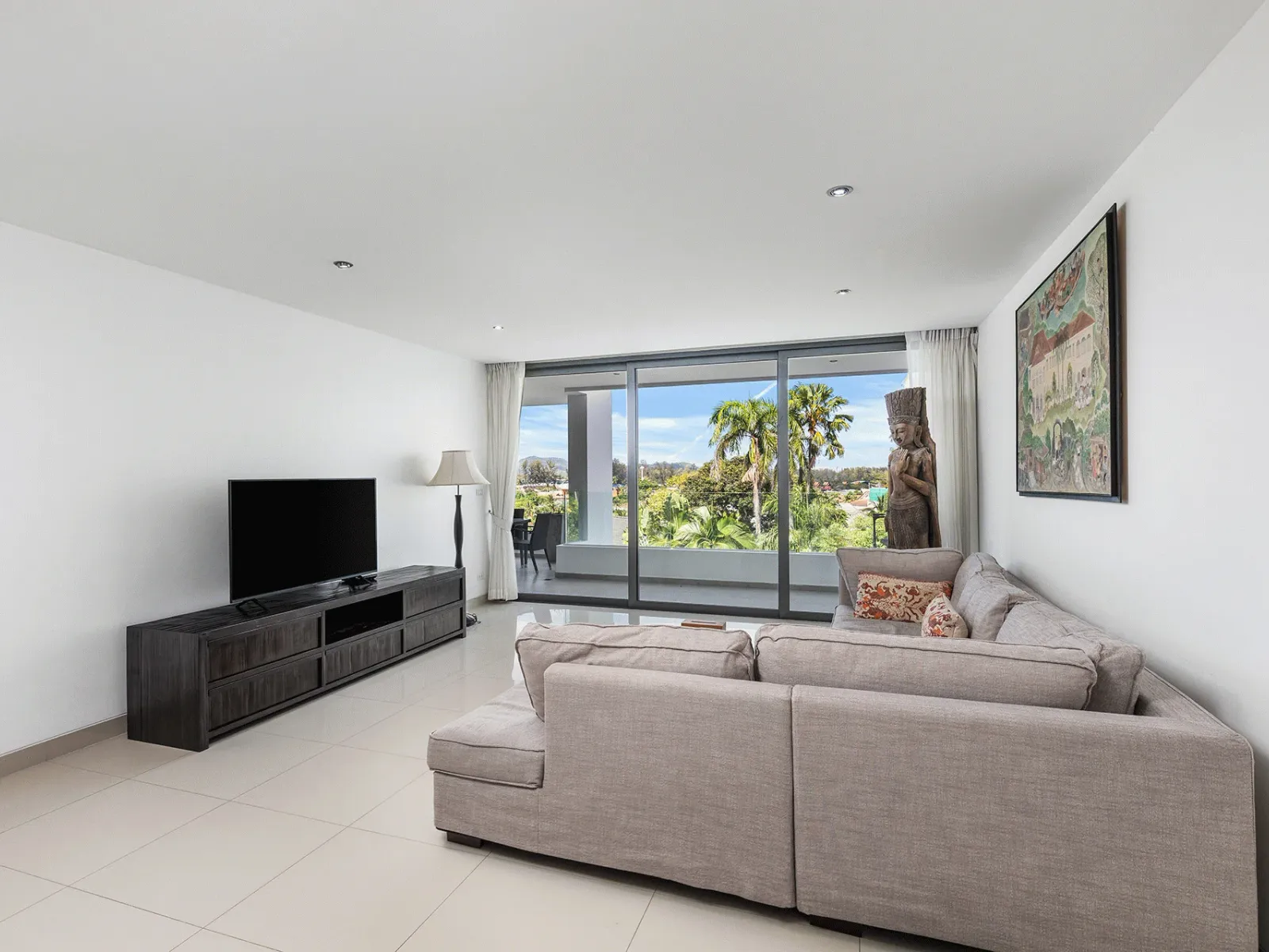 2-Bedroom Sea View Condo for Sale, Surin Beach (157 sqm) - Surin Beach, Phuket - Photo 18