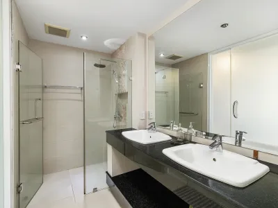 2-Bedroom Sea View Condo for Sale, Surin Beach (157 sqm) - Surin Beach, Phuket - See all photos