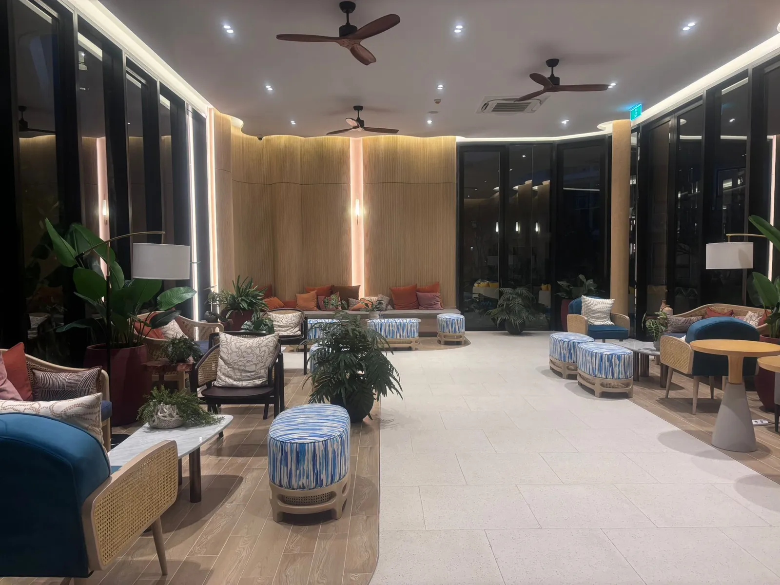 1-Bedroom Condo for Rent, Phuket Town, Near Central Festival (30 sqm) - Phuket Town, Phuket - Photo 22