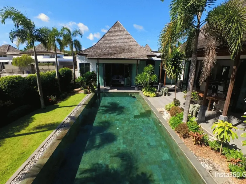 Villa de 4 chambres avec piscine au bord du lac à louer à Cherng Talay. - Cherng Talay, Phuket - Photo principale