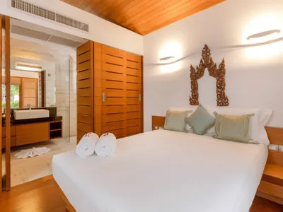 3-Bedroom Beachfront Pool Villa for Sale, Bang Tao - Bang Tao, Phuket - Photo 17