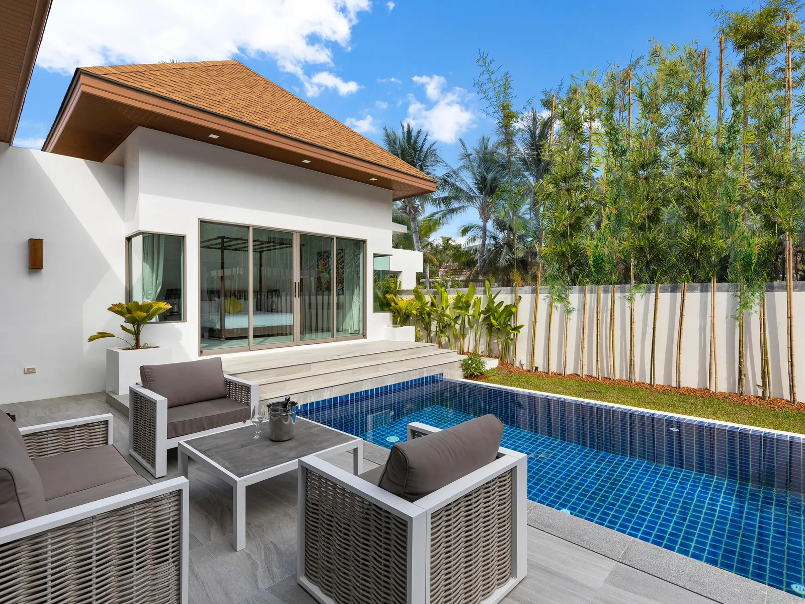 Villa Suksan, 4-Bedroom Luxury Pool Villa for Sale, Rawai - Rawai, Phuket - Photo 3