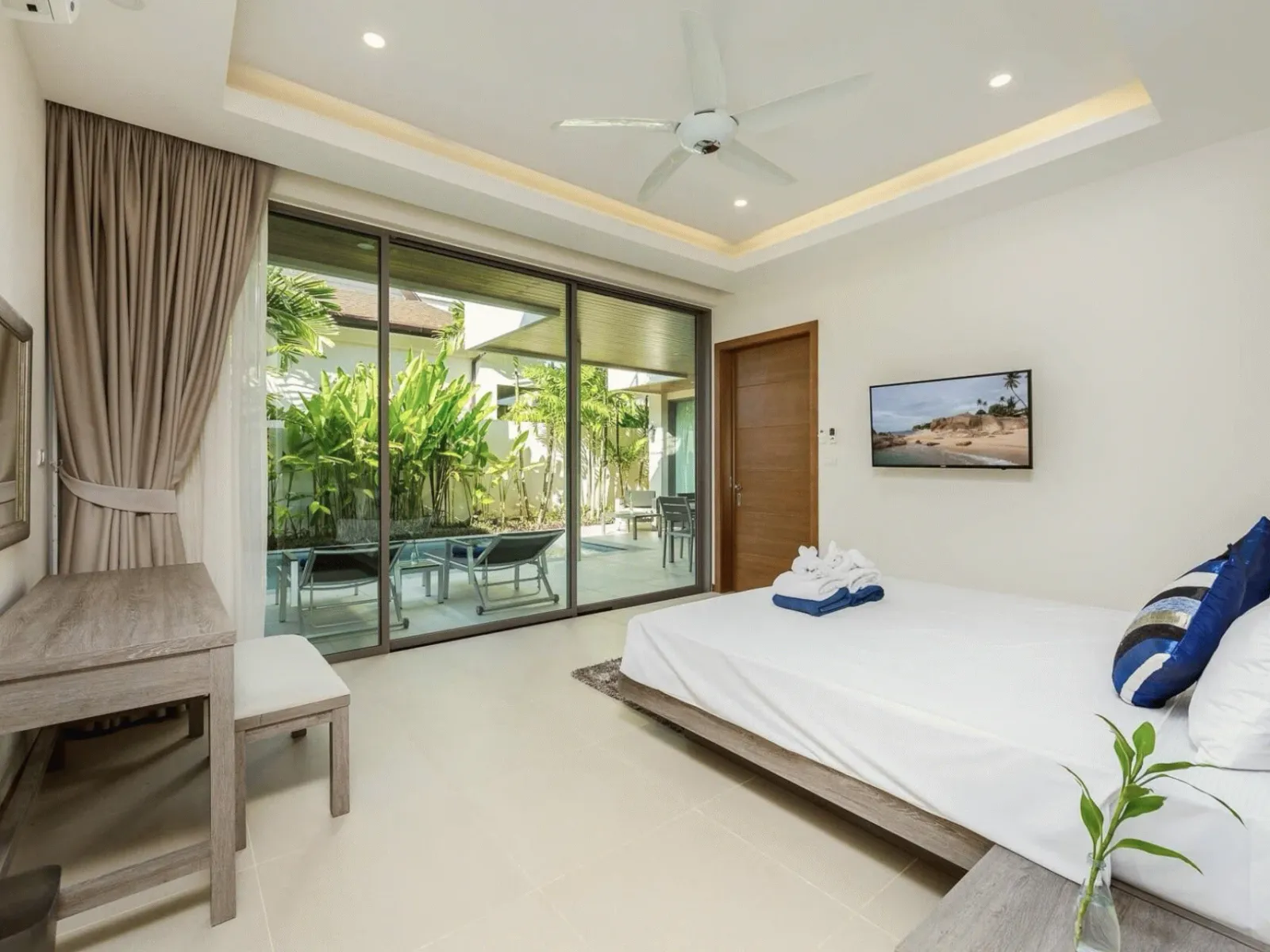 4-Bedroom Luxury Villa for Sale, Rawai, Freehold - Rawai, Phuket - Photo 35