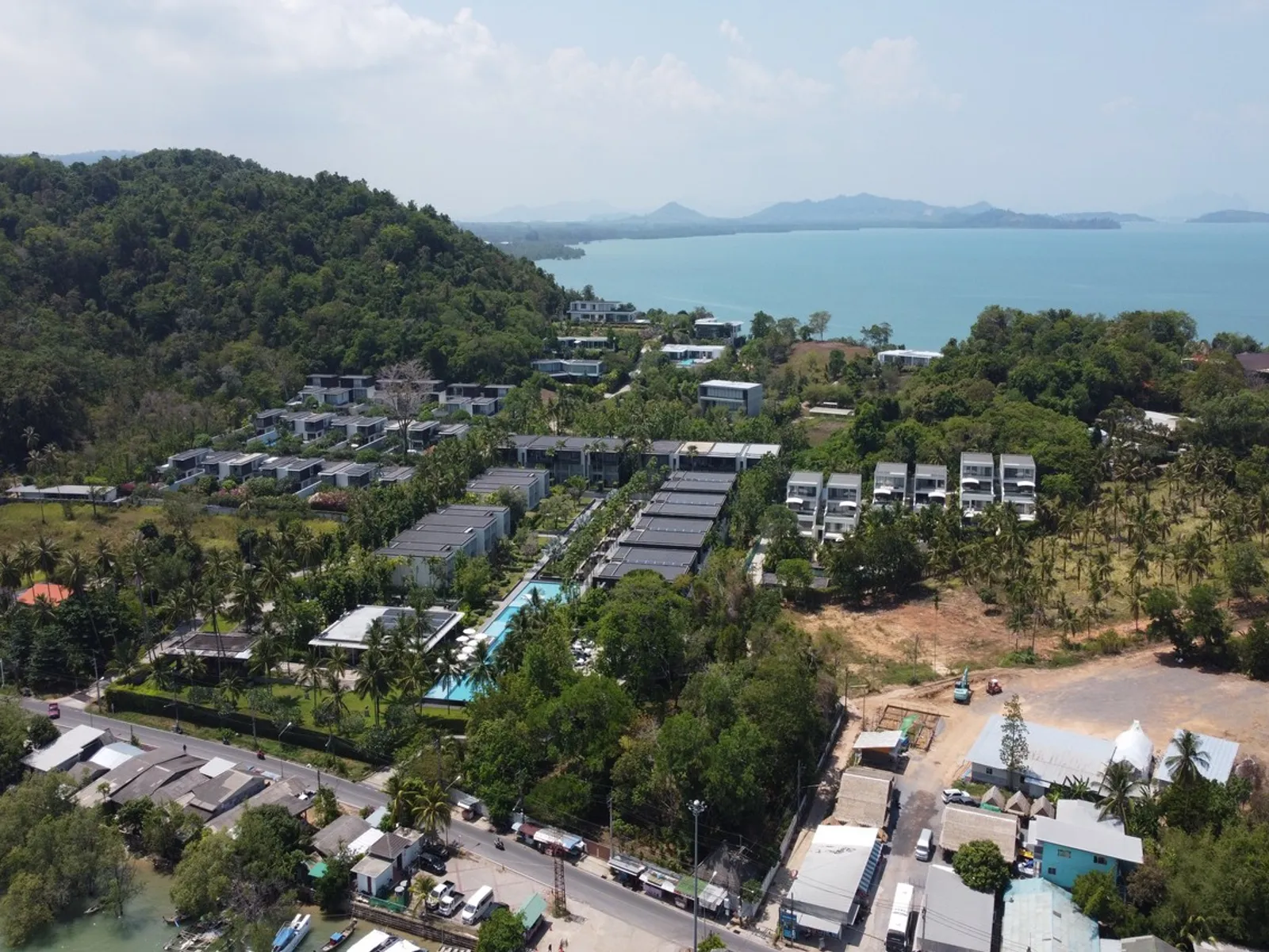 Baan Yamu, 2-Bedroom Duplex Freehold Condo for Sale, Cape Yamu - Ao Yamoo, Phuket - Photo 2