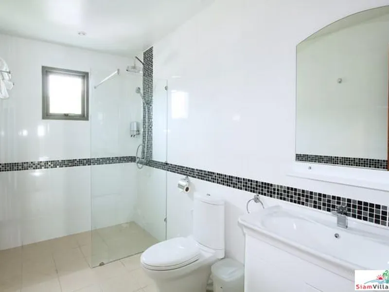 1-Bedroom Condo for Rent, Surin Beach, Modern and Convenient - Surin Beach, Phuket - Main photo