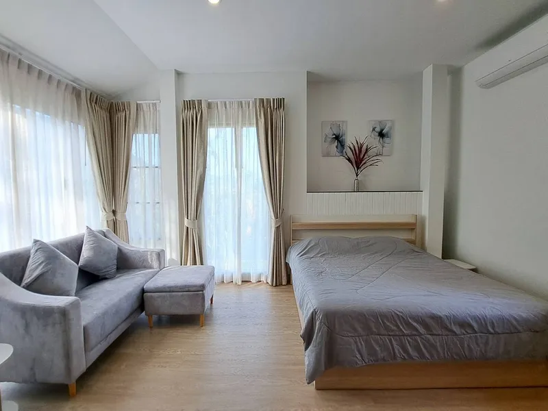 3-Bedroom House for Rent, Chalong, Quiet Hillside Cul-de-Sac - Chalong, Phuket - Main photo