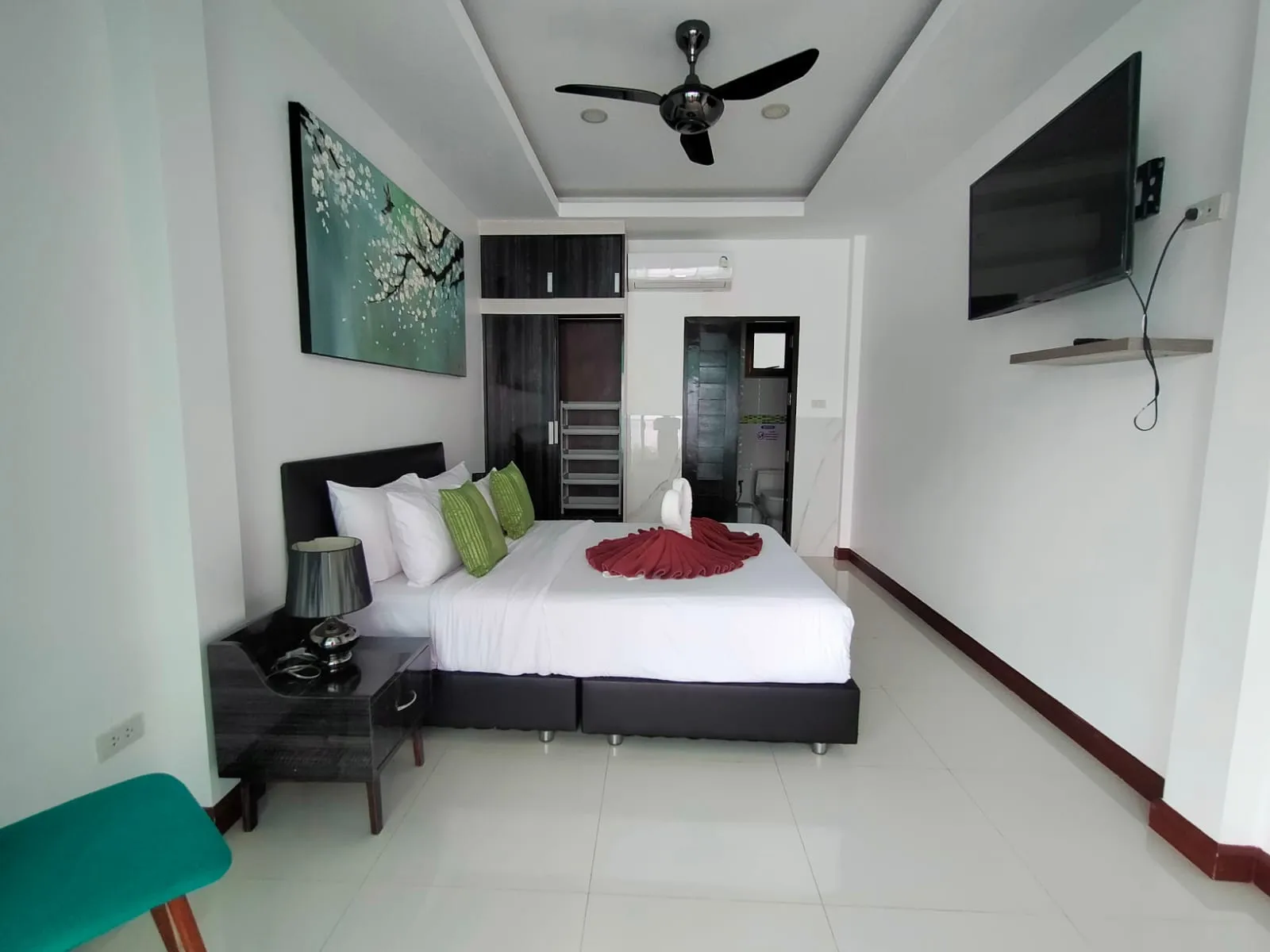 4-Bedroom Pool Villa for Rent, Rawai, with Garden - Rawai, Phuket - Photo 16