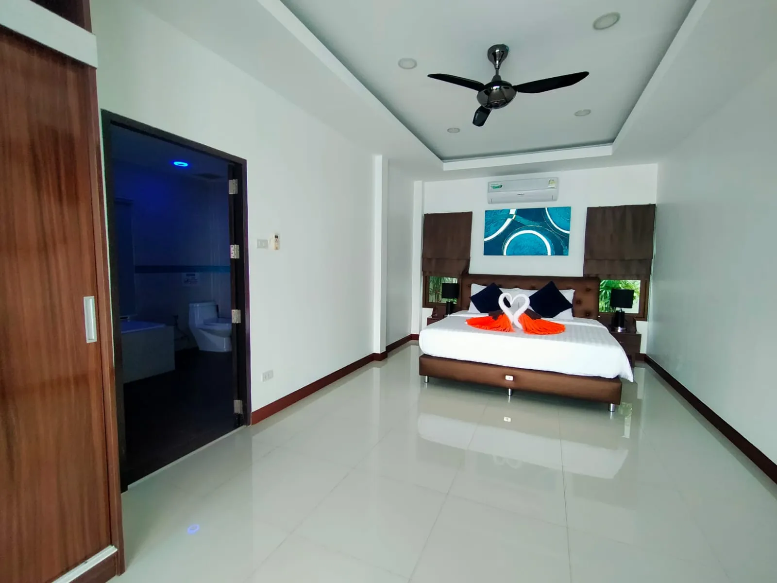 4-Bedroom Pool Villa for Rent, Rawai, with Garden - Rawai, Phuket - Photo 12