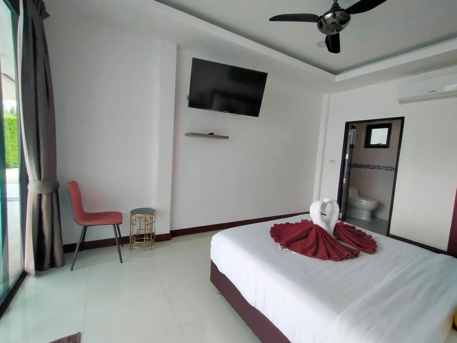 4-Bedroom Pool Villa for Rent, Rawai, with Garden - Rawai, Phuket - Photo 14