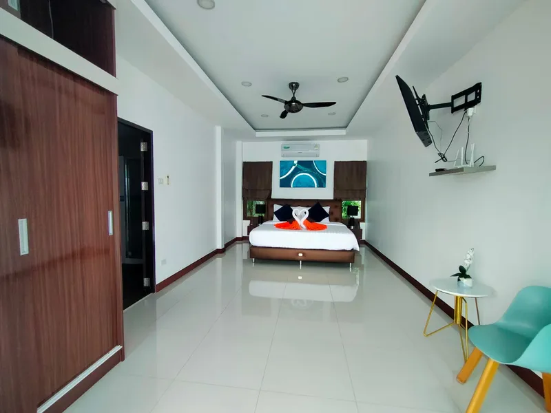 4-Bedroom Pool Villa for Rent, Rawai, with Garden - Rawai, Phuket - Main photo