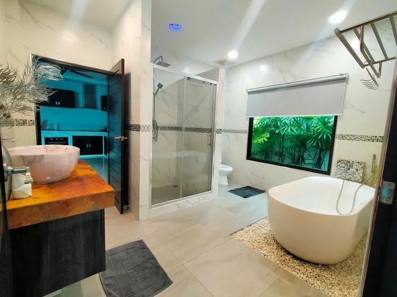 4-Bedroom Pool Villa for Rent, Rawai, with Garden - Rawai, Phuket - Main photo