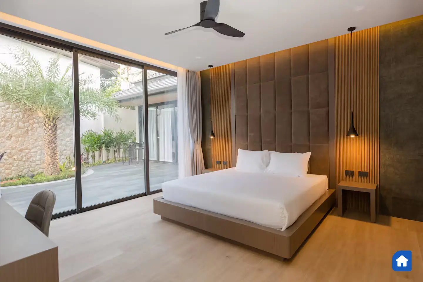 4-Bedroom Luxury Villa for Sale, Rawai, Investment Property - Rawai, Mueang Phuket - Main photo