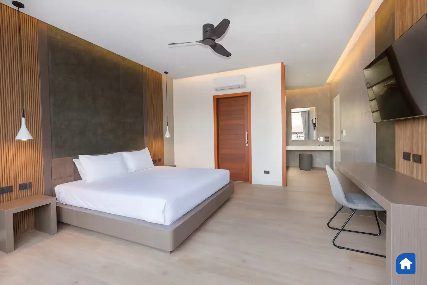 4-Bedroom Luxury Villa for Sale, Rawai, Investment Property - Rawai, Mueang Phuket - Main photo