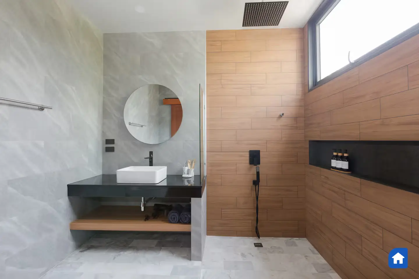 4-Bedroom Luxury Villa for Sale, Rawai, Investment Property - Rawai, Mueang Phuket - Main photo