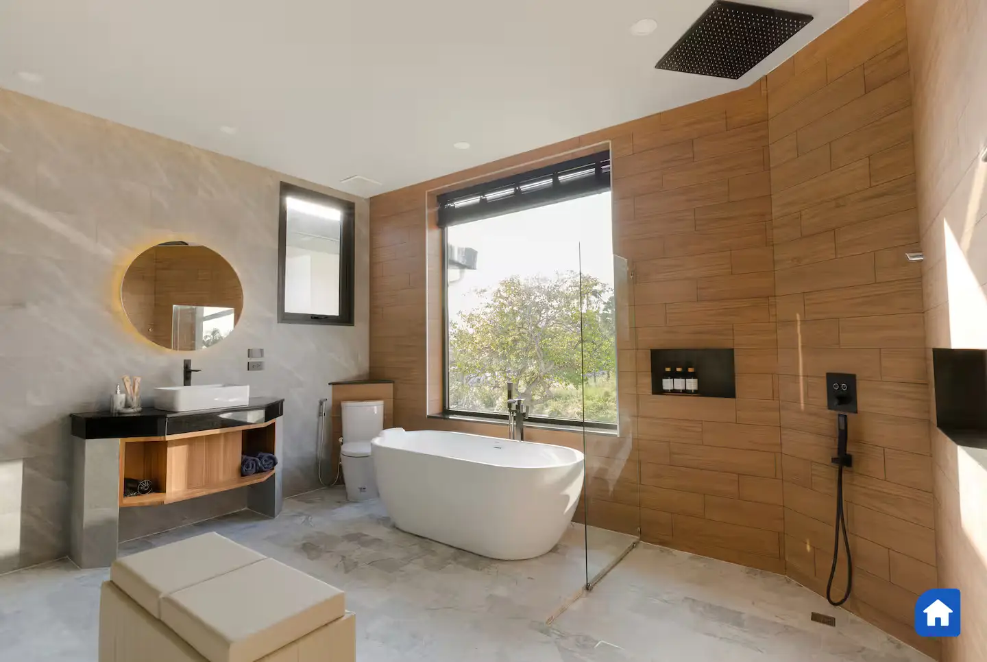 4-Bedroom Luxury Villa for Sale, Rawai, Investment Property - Rawai, Mueang Phuket - Main photo
