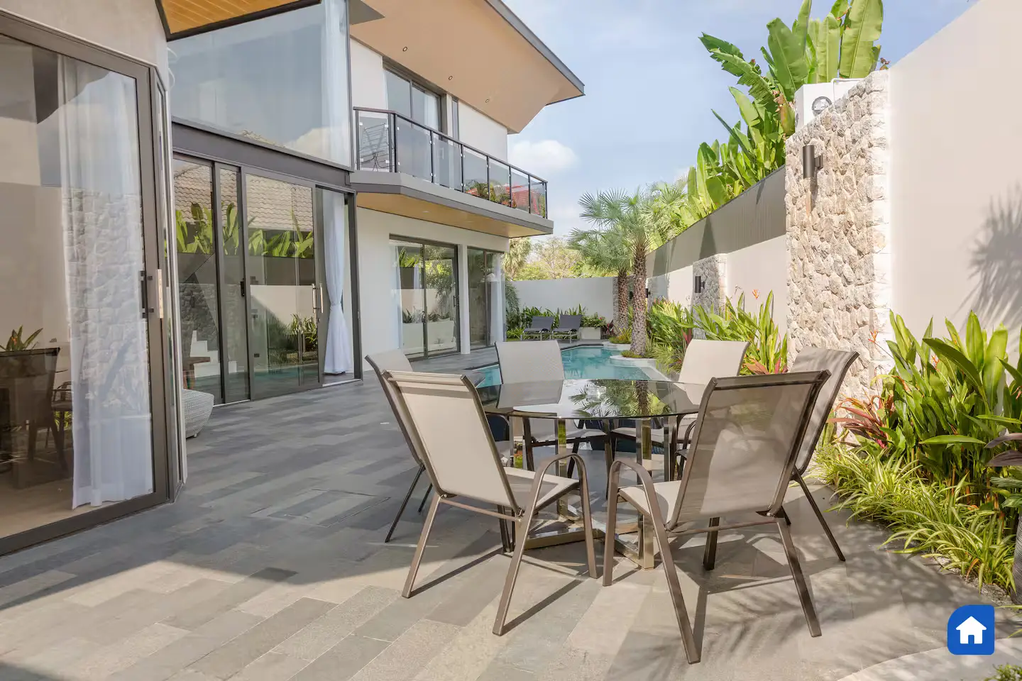 4-Bedroom Luxury Villa for Sale, Rawai, Investment Property - Rawai, Mueang Phuket - Main photo