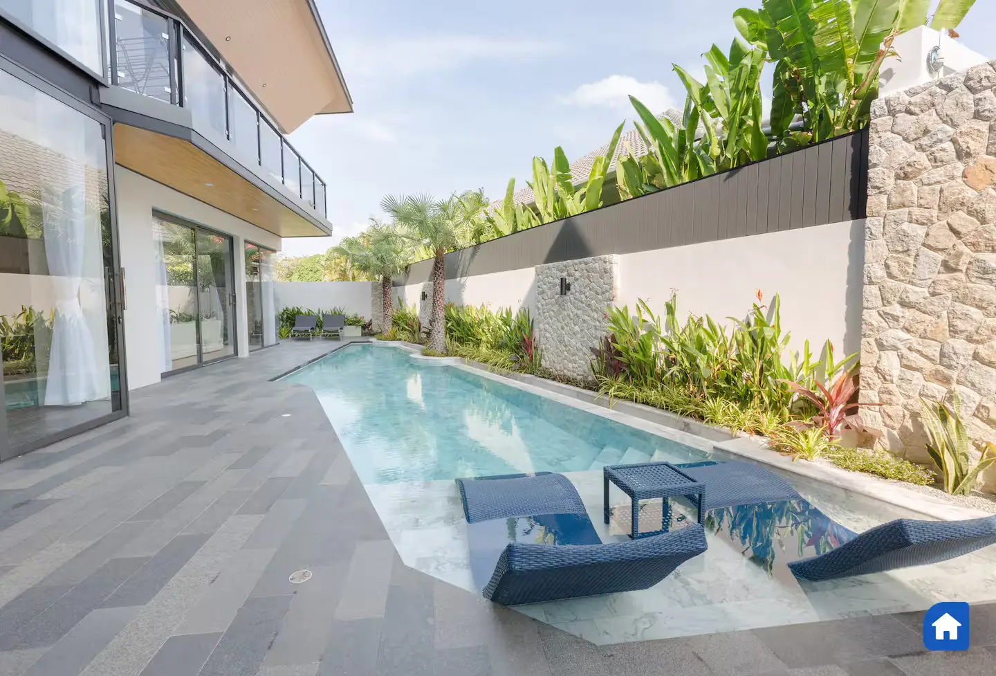 4-Bedroom Luxury Villa for Sale, Rawai, Investment Property - Rawai, Mueang Phuket - Main photo