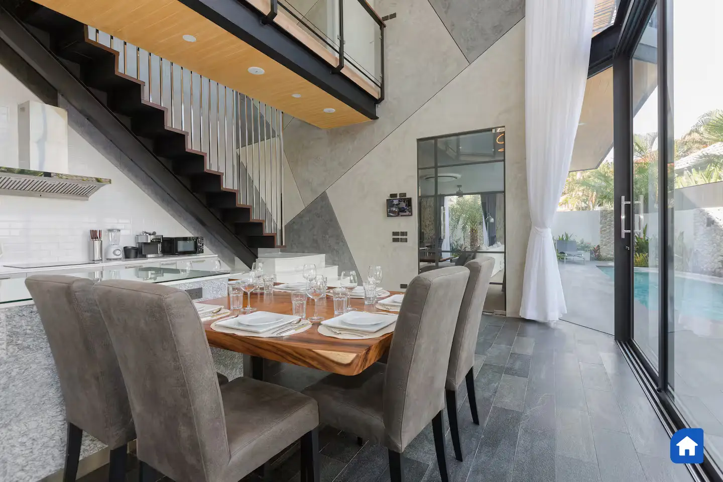 4-Bedroom Luxury Villa for Sale, Rawai, Investment Property - Rawai, Mueang Phuket - Main photo