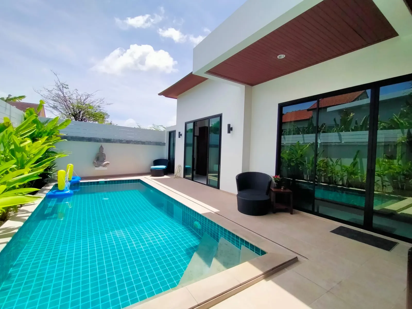 Intira Villas : Villa avec piscine de 2 chambres et bureau à louer, Rawai - Rawai, Phuket - Photo 2