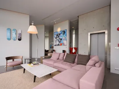 Вилла Таланг работы Кулапата Янтрасаста – Аукционная продажа - Thalang, Phuket - Фото 10