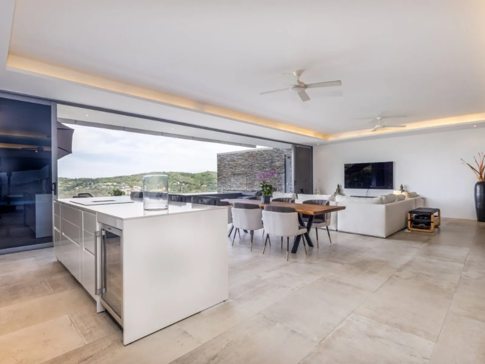 3-Bedroom Sea View Pool Apartment for Sale, Layan Beach - Layan, Phuket - Photo 16