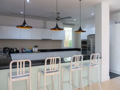 Layan Gardens, 3-Bedroom Sea View Apartment for Rent, Layan - Layan, Phuket - Photo 34