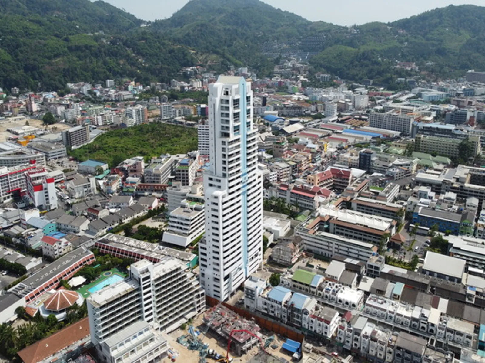 Patong Tower, 2-Bedroom Sea View Condo for Sale, Patong (68 sqm) - Patong, Phuket - Photo 2