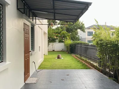 Land and Houses Chalong : Villa familiale de 3 chambres avec piscine et jardin - Chalong, Phuket - Photo 3