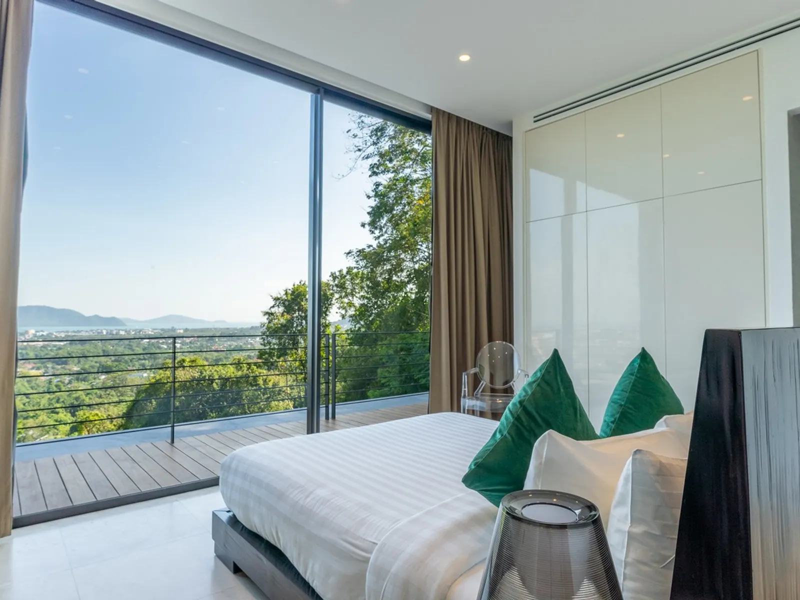 5-Bedroom Hilltop Sea View Pool Villa for Rent, Chalong - Chalong, Phuket - Photo 21