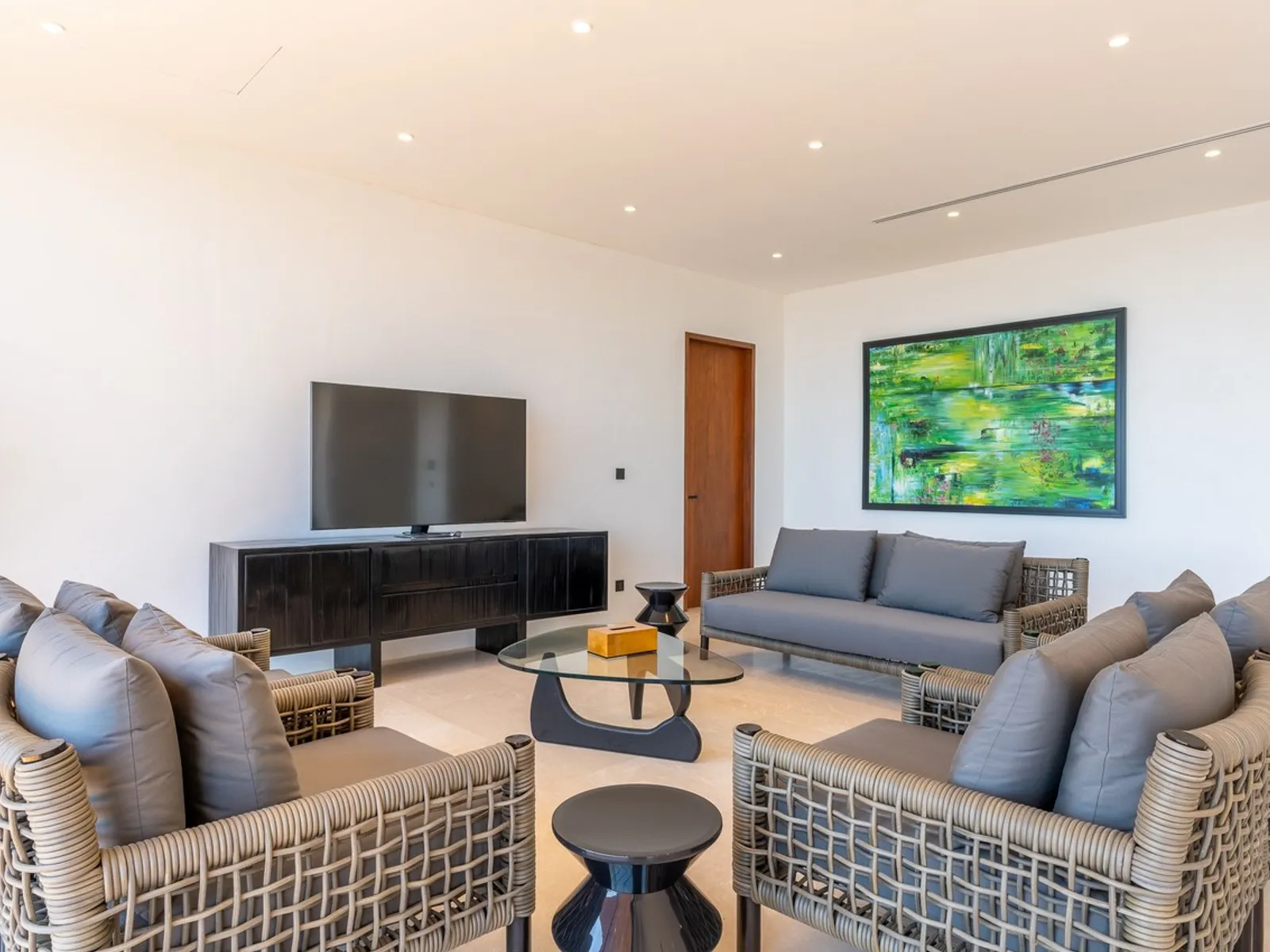 5-Bedroom Hilltop Sea View Pool Villa for Rent, Chalong - Chalong, Phuket - Photo 9