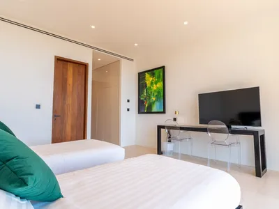 5-Bedroom Hilltop Sea View Pool Villa for Rent, Chalong - Chalong, Phuket - Photo 23