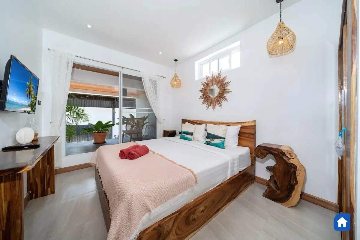 4-Bedroom Sea View Pool Villa for Sale, Rawai, 3 Floors - Rawai, Mueang Phuket - Main photo